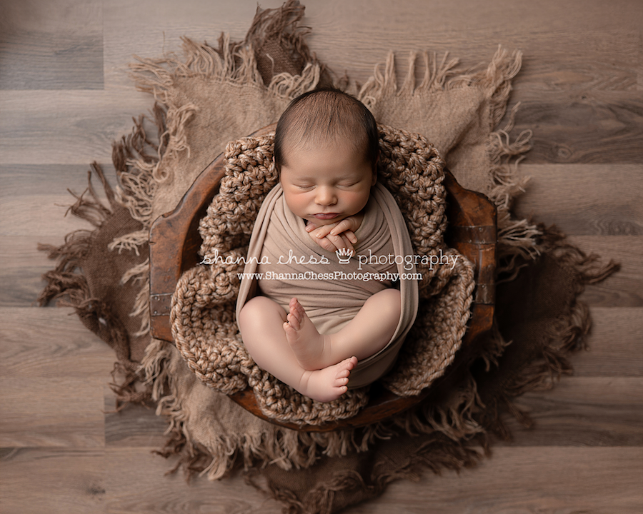Eugene, Oregon Newborn Photographer: Welcome Bohdynn!