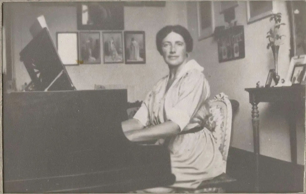 Соломія Крушельницька у Віареджо. Фото 1920-х років