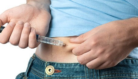Diabetes não tira férias! Desafios da insulinização aumentam no período