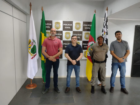 DECRAB Camaquã e 30º BPM de Camaquã se reúnem para tratar de ações no combate aos crimes rurais