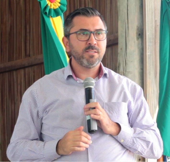 Antonio da Luza falando sobre plantação de soja