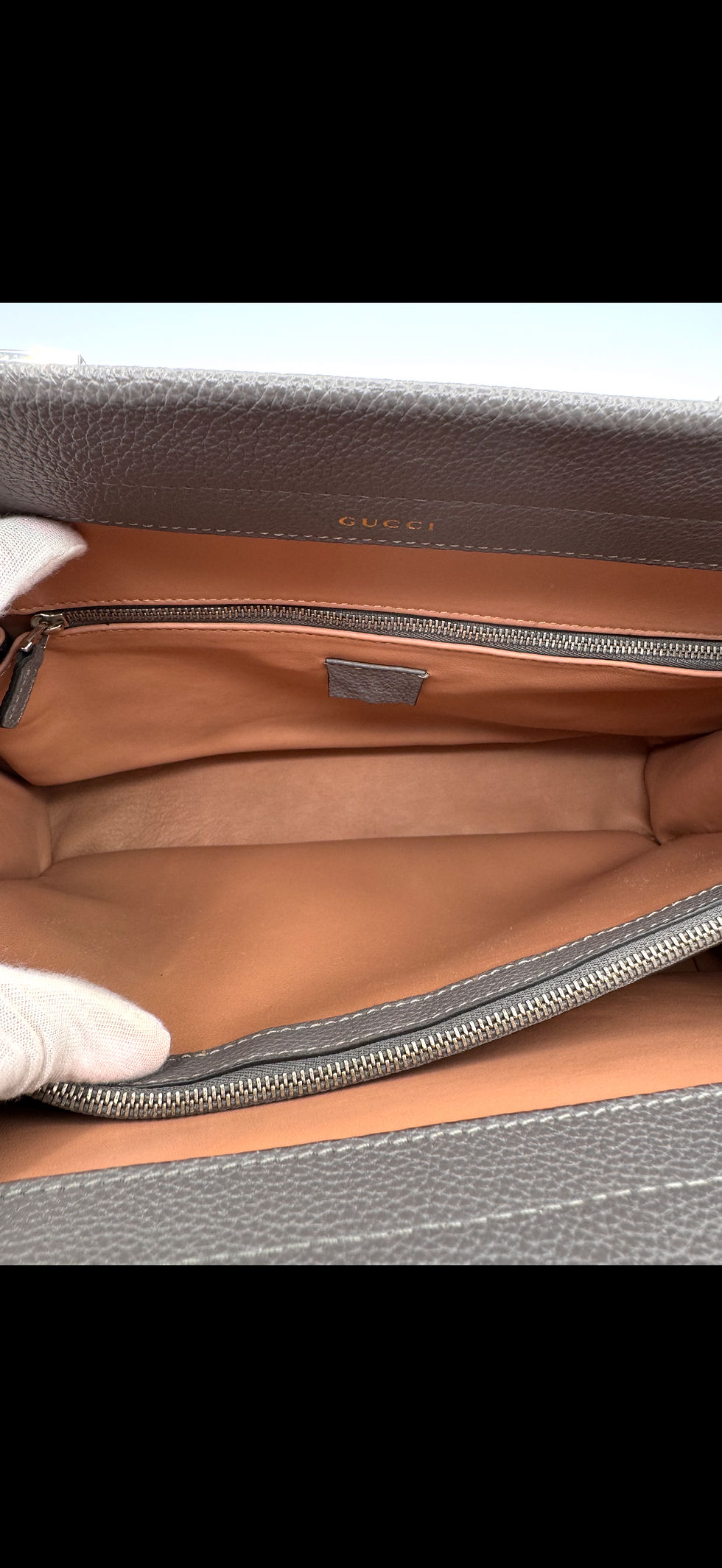 Thumbnail: Gucci Grey Zumi 2 Way Bag