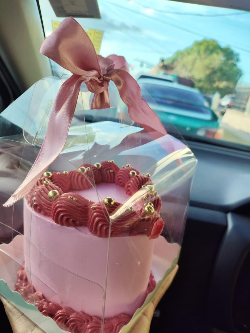 Thumbnail: 5" Mini Heart Cake