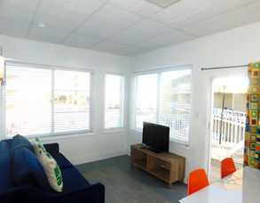 Captain's Quarters - Pool View