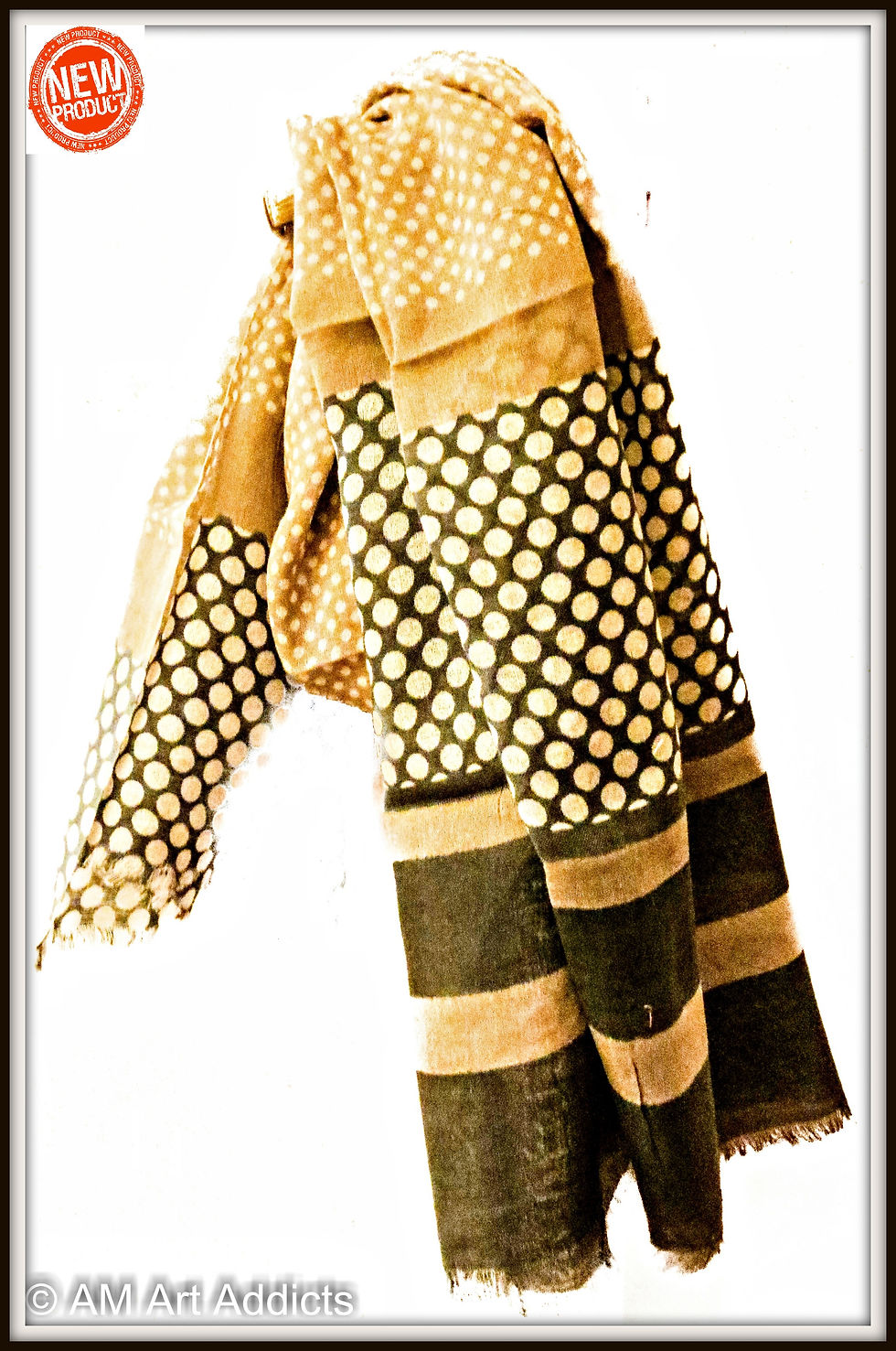 Thumbnail: Unconventional Polka Dot Scarf