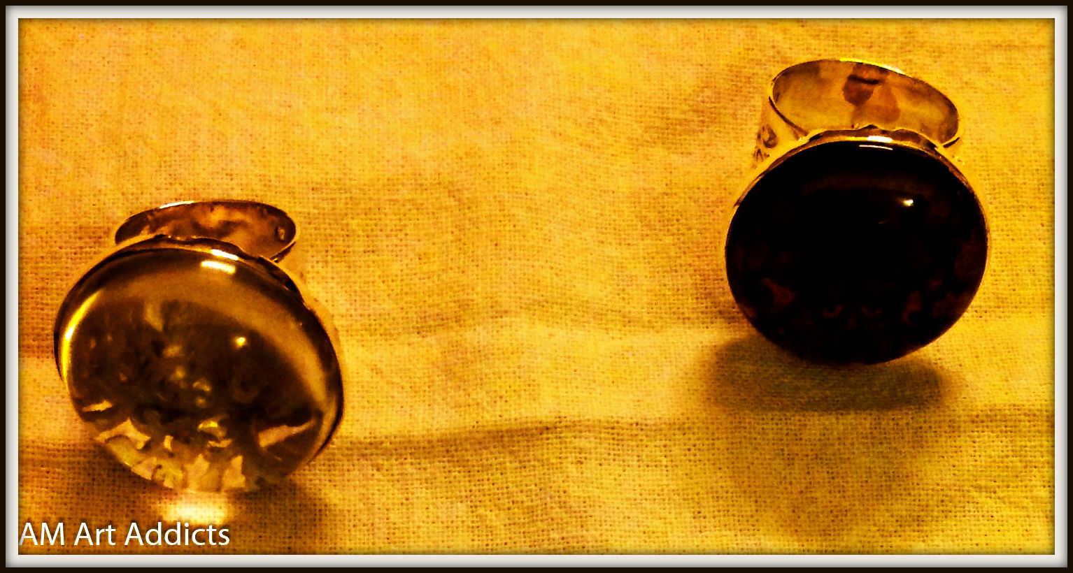 !!New!! Big Stone Ring with Carved Base