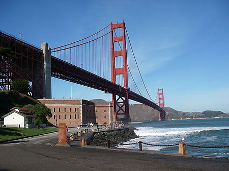 Fort Point San Francisco (Wikimedia Commons).jpg
