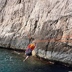tyrolienne activite outdoor marseille calanques