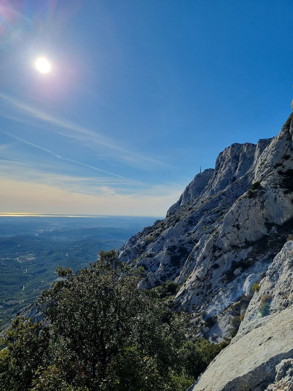 Escalade avec moniteur à la Montagne Sainte Victoire