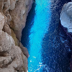 guide calanques - promesse des profondeurs