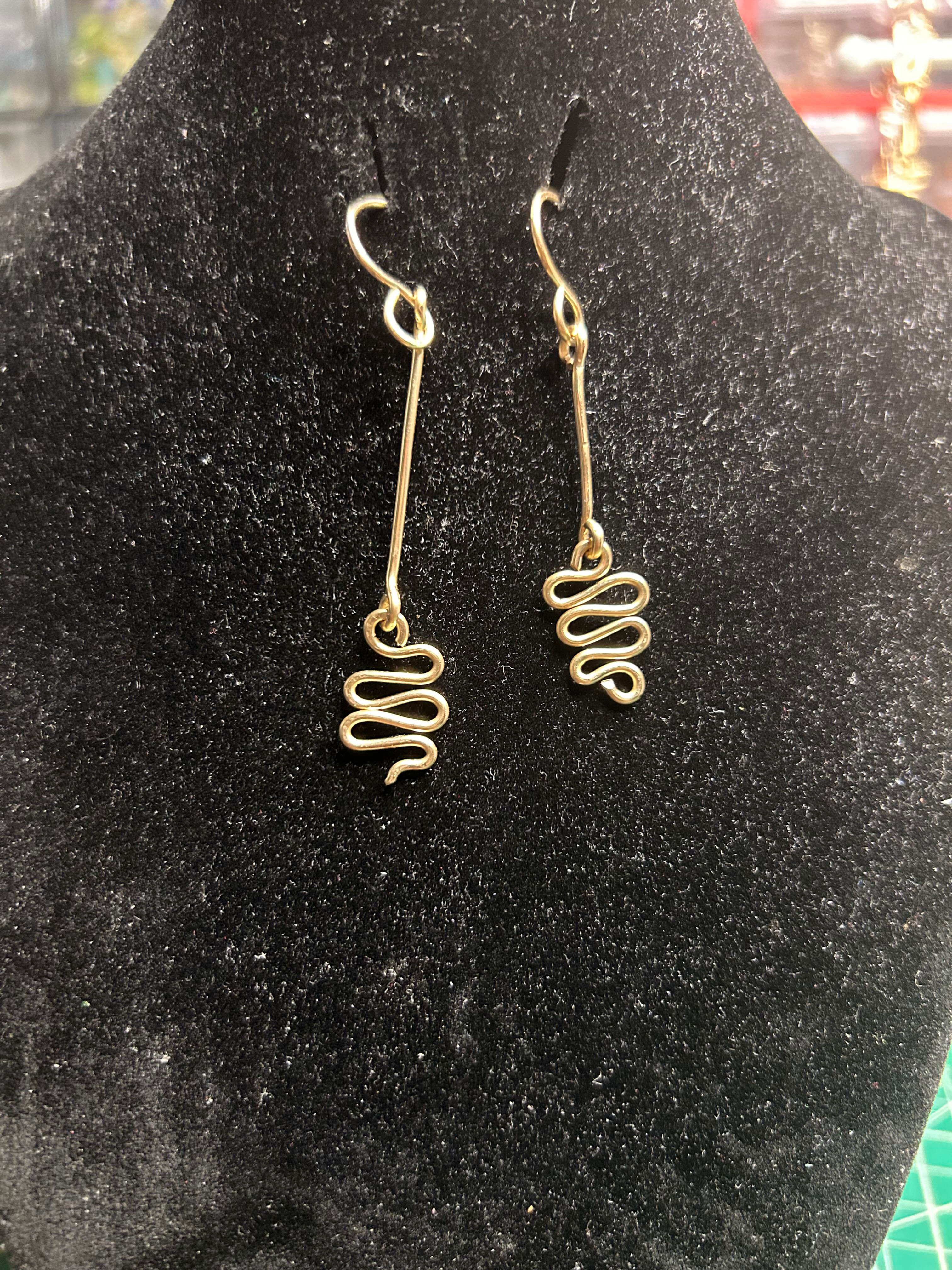 SERENITY DROP EARRINGS (2926)