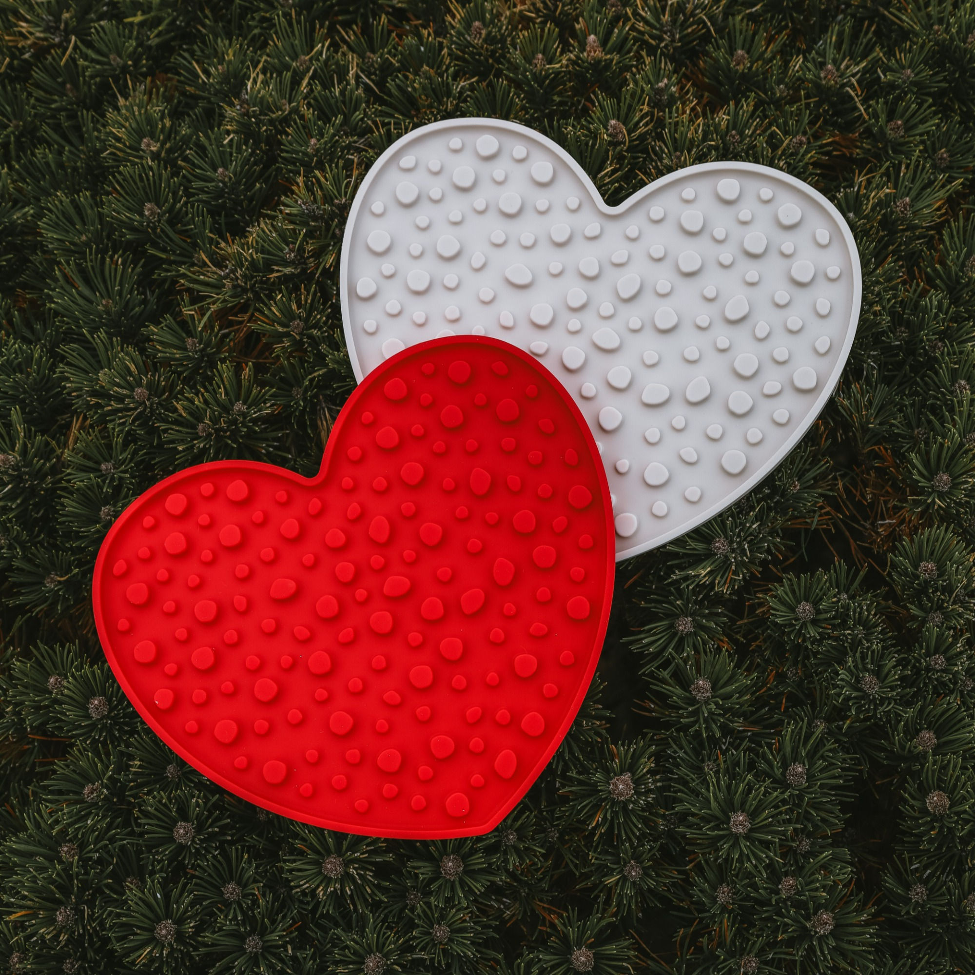 Tapis de lèche en forme de coeur