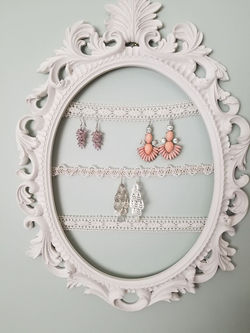jewelry holder