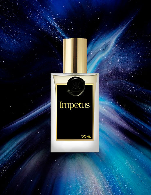 Perfume inspirado em Comandante Xerjoff. Impetus perfume, inspirado no lendário Comandante da Xerjoff, é a materialização do luxo contemporâneo em fragrância.