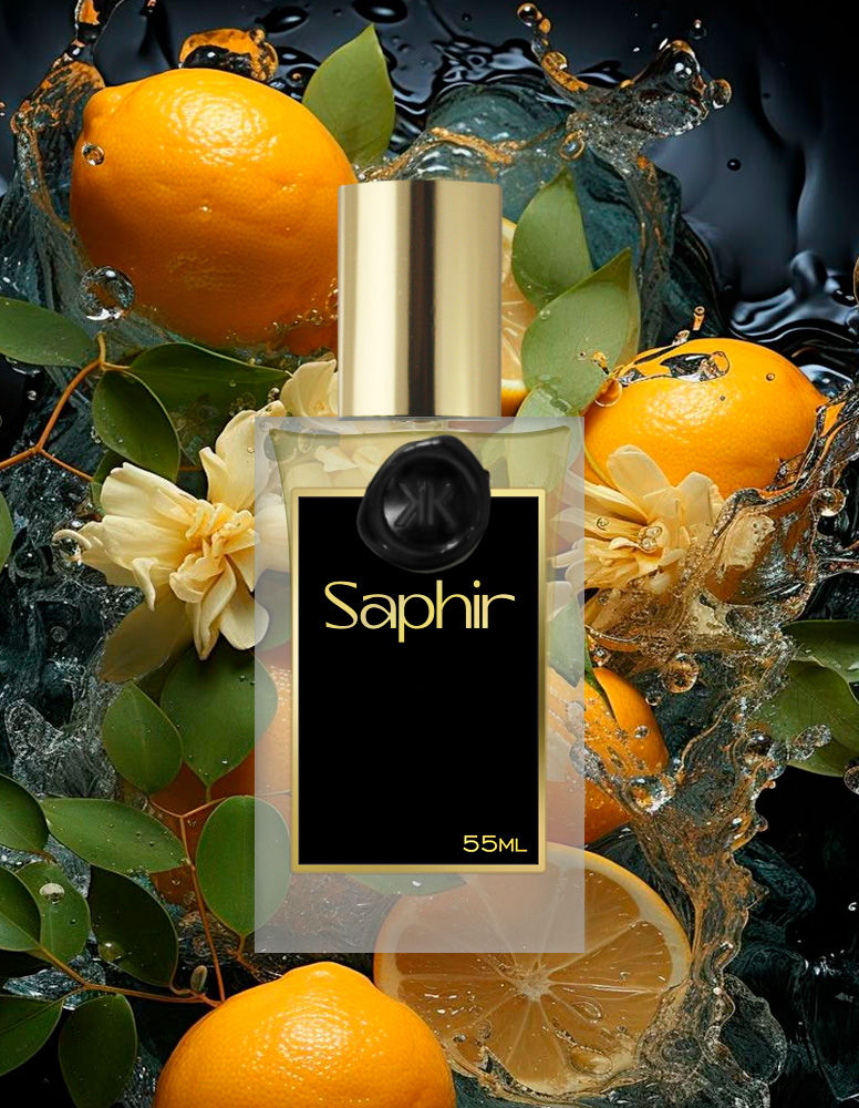 Saphir, inspirado no perfume Blue Sapphire Supercharged de Boadicea the Victorious, é uma fragrância unissex que redefine a opulência, amplificando o aroma original Blue Sapphire. Sua abertura é uma explosão vibrante de laranja, limão e aldeídos energéticos, criando uma introdução estimulante e inesquecível. O coração da fragrância revela uma fusão luxuosa de rosa, jasmim, cardamomo e um toque de framboesa, adicionando profundidade e um calor envolvente. Na base, uma mistura harmoniosa de oud, patchouli, âmbar e couro deixa uma impressão duradoura e majestosa. Saphir é a escolha perfeita para quem aprecia um luxo atemporal e uma fragrância que exala elegância e grandiosidade, adaptando-se perfeitamente a qualquer personalidade que busca distinção.