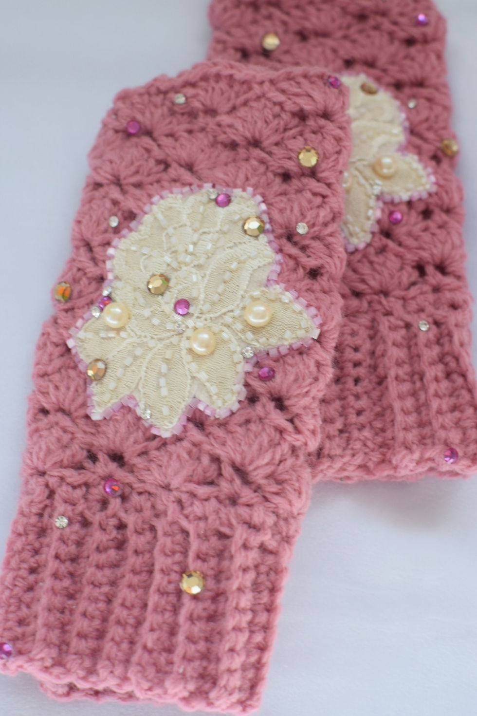 Thumbnail: Dusty pink fingerless gloves with lace beaded flowers