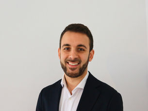 Siemens ontwikkelde HolmesGPT: AI-copiloot voor financiële closing