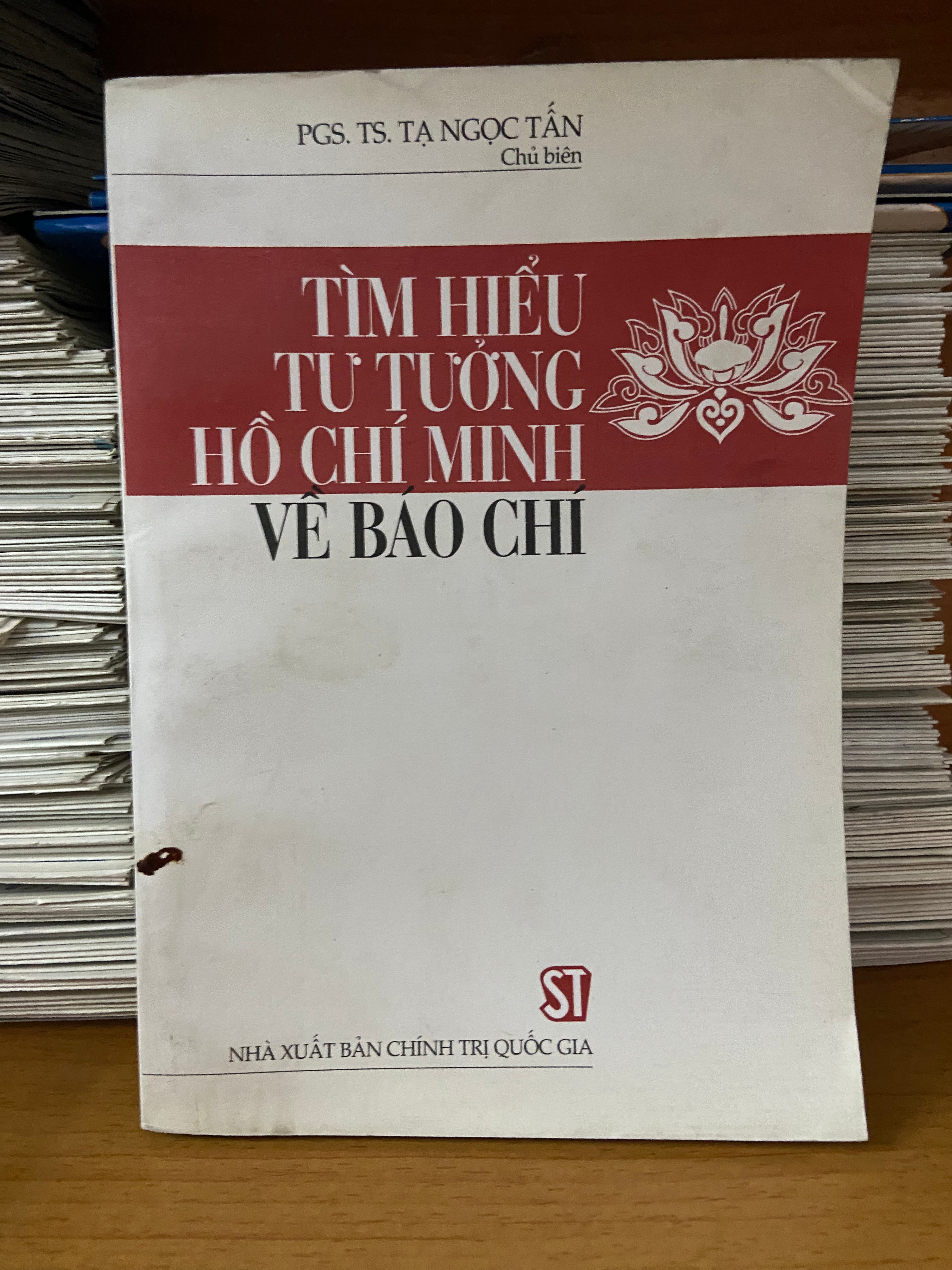 Tư tưởng Hồ Chí Minh về báo chí