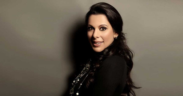 pooja-bedi-on-growing-up-in-a-divorced-family-my-father-has-been-married-four-times-now-yo