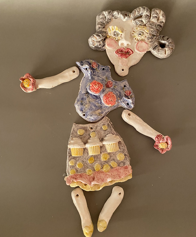 Linda Heller Puppet 2023 6 inches x 5 x 5 450 dollars_edited.jpg
