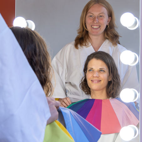 Hetgeen je verlangt, ligt daar waar je nu niet durft te kijken. 