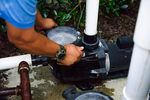 Pool Equipment Inspection and Repair in Lake Elsinore