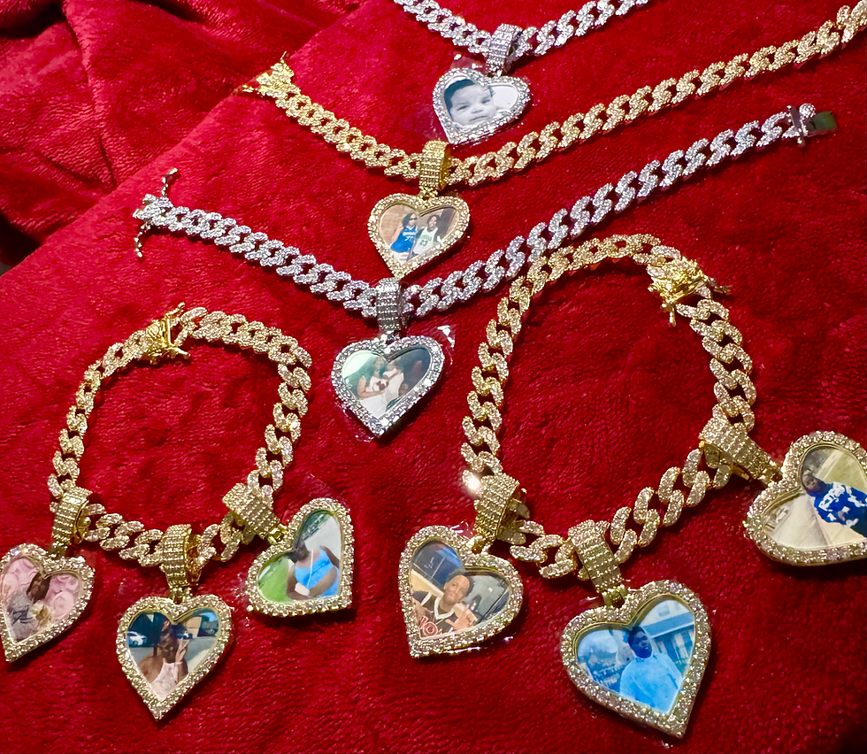 Thumbnail: Heart Photo Pendant Bracelet 
