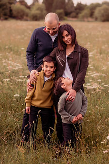 Family photo, location photo, family photoshoot, meadow, St Neots, Common