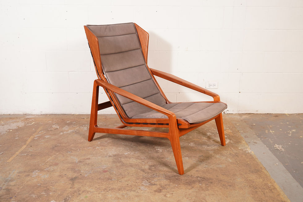 サムネイル： 811 by Gio Ponti Chair in Grey Suede