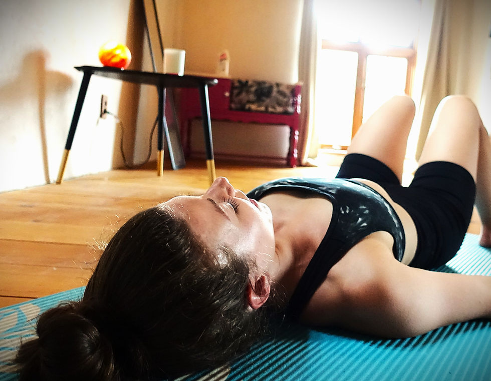 yoga à la maison - yoga à domicile - pratique personnelle