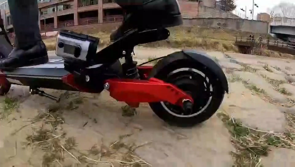 Thumbnail: DD BLADE 2000