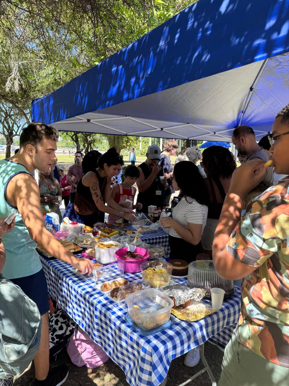 Piquenique celebra os 57 anos do Colégio Eduardo Guimarães com alunos, famílias e ex-alunos