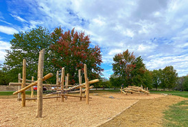 Module de jeux extérieurs en bois: Earthscape - Parc des Îles - Boucherville - Log Jam M11