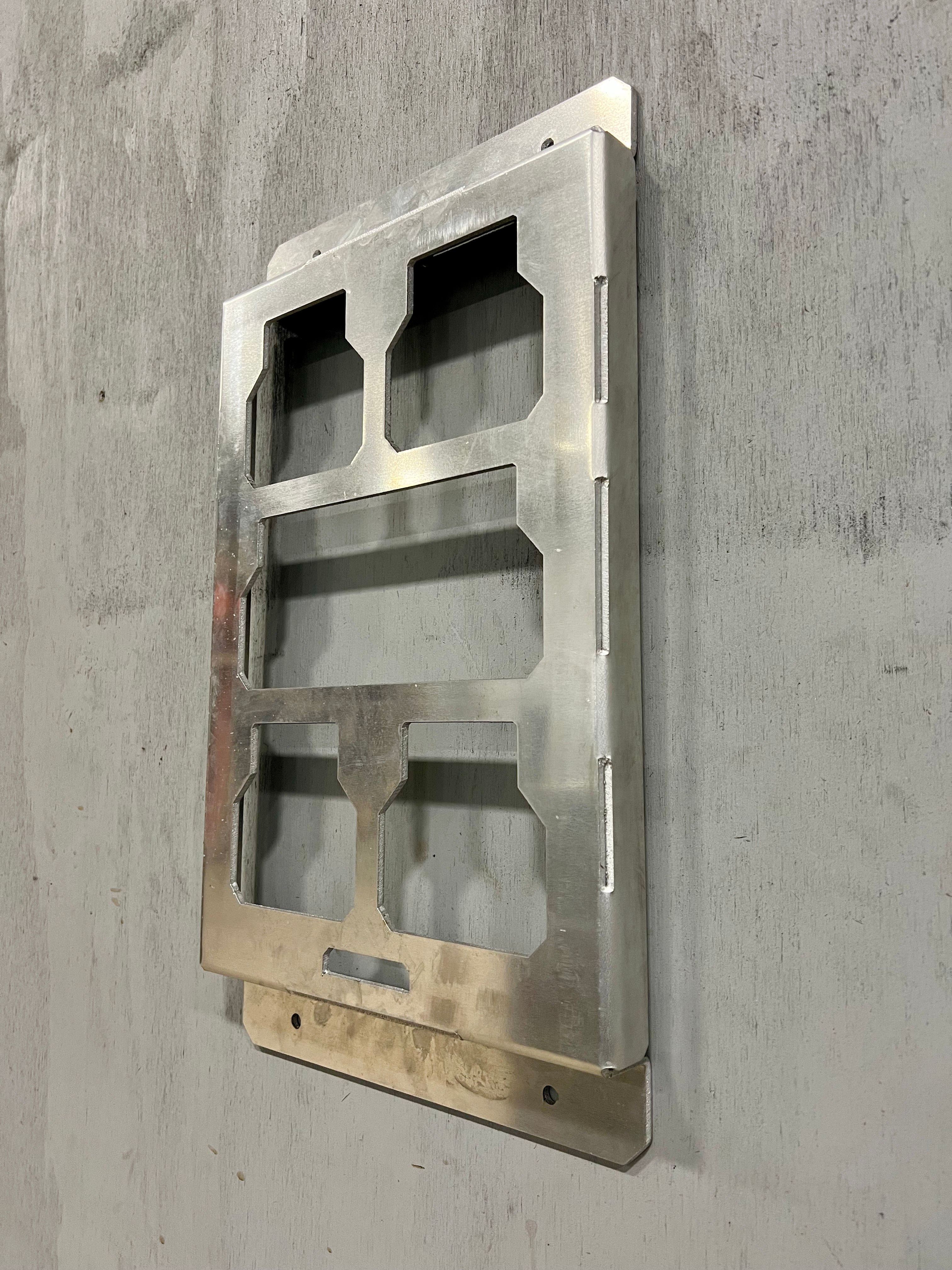 ALUMINUM Milwaukee Packout Half Size Mounting Plate