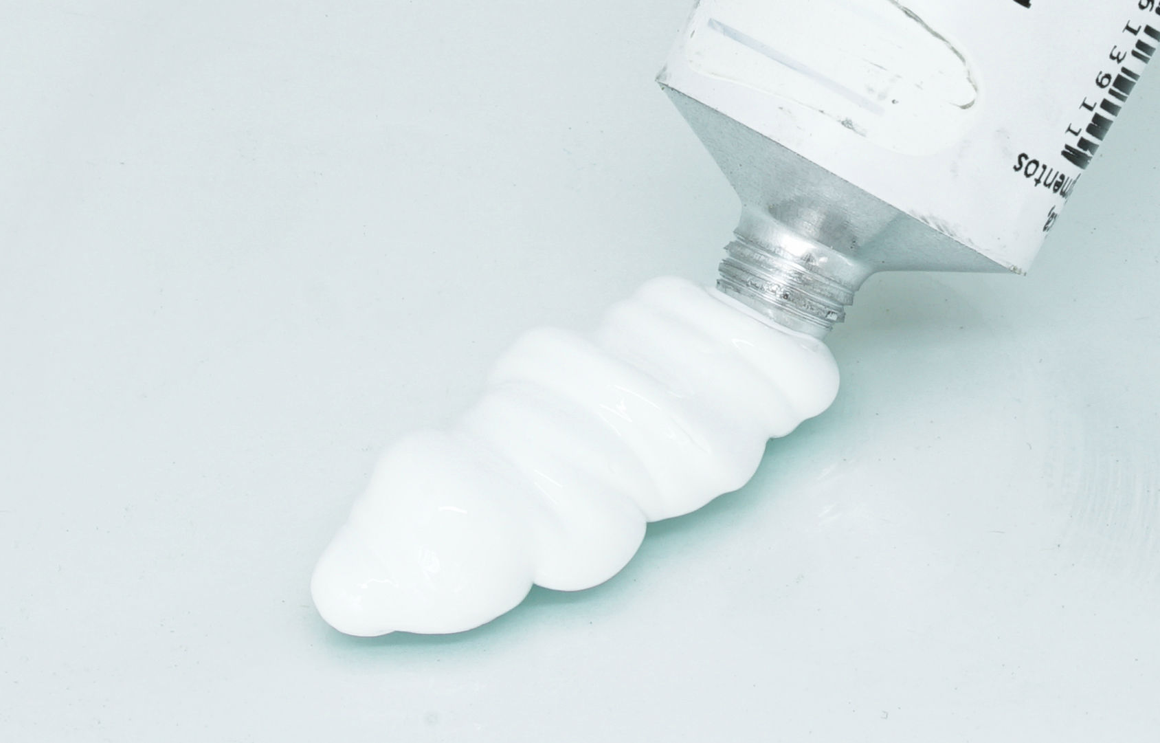 Acrylic Paint Titanium White Smear