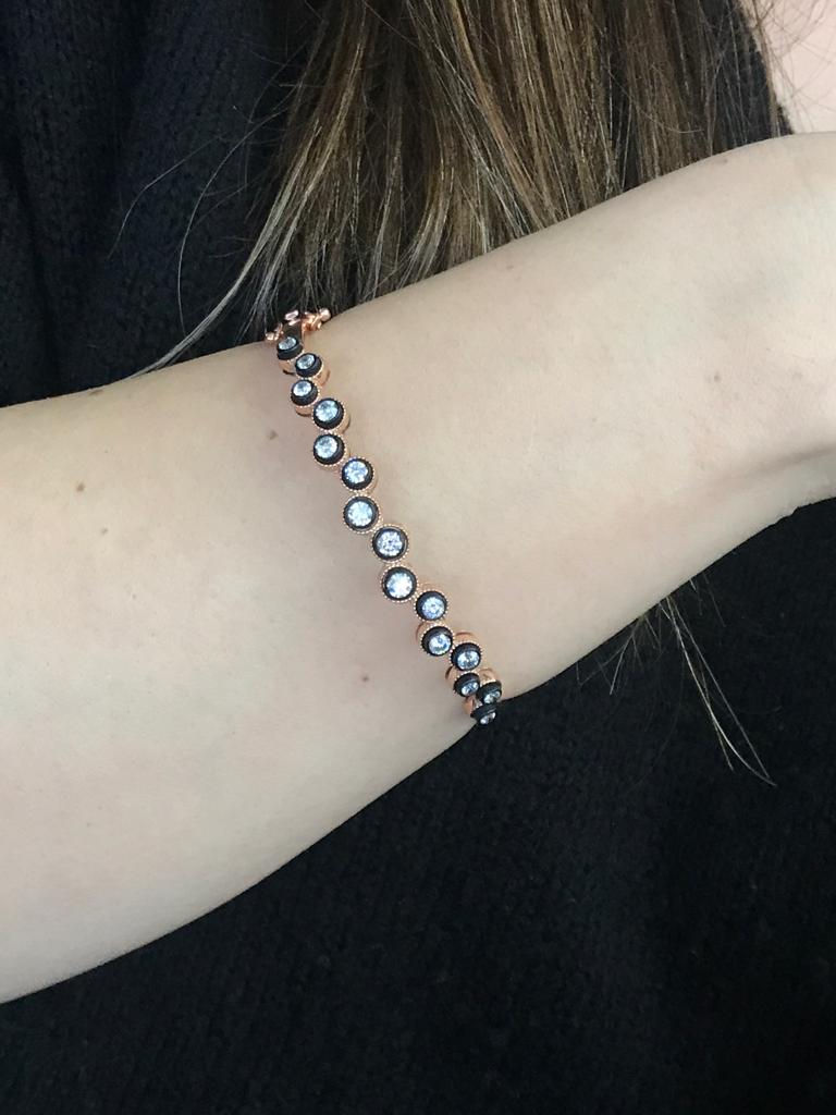 Küçük resim: Elmas montür pırlanta modeli Bilezik / YERLİ ÜRETİM