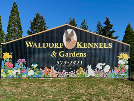 Mural Monday - Waldorf Kennels & Gardens, Ridgefield, Washington