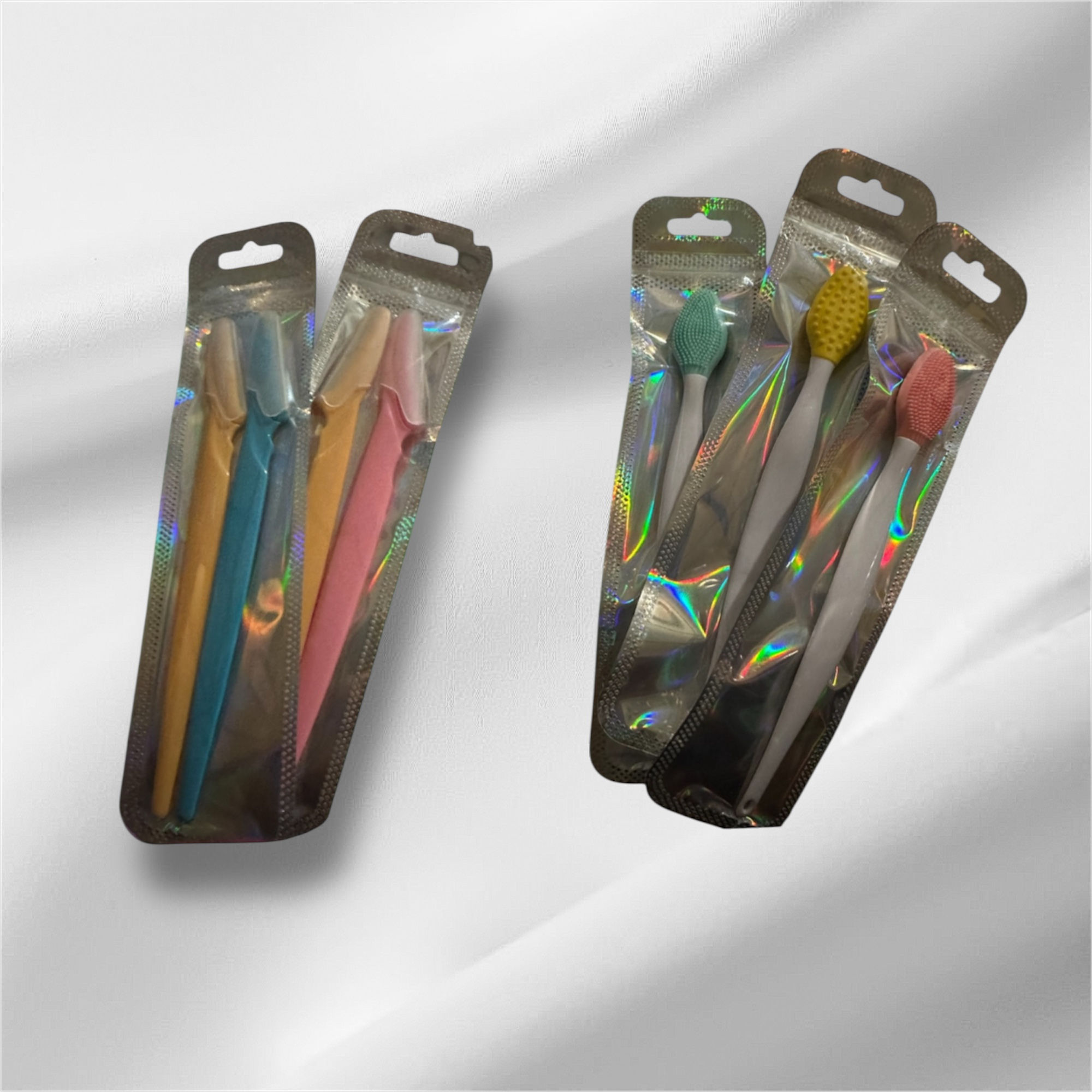 Lips Scrub Applicator  & Brow Shaver