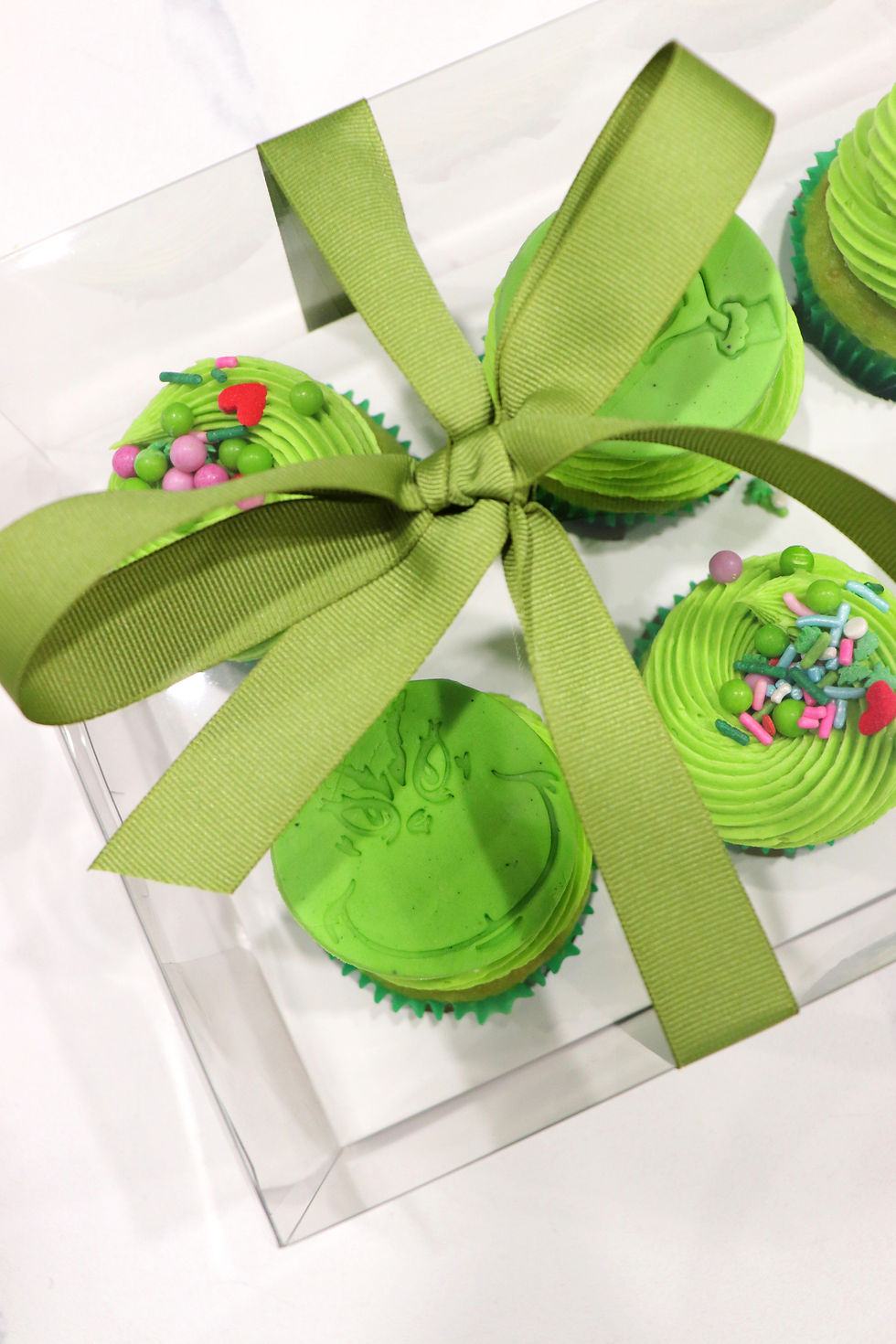 Thumbnail: Grinch Cupcakes