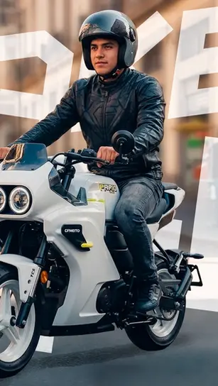 Moto para persona baja: cómo elegir la altura y la ergonomía adecuadas