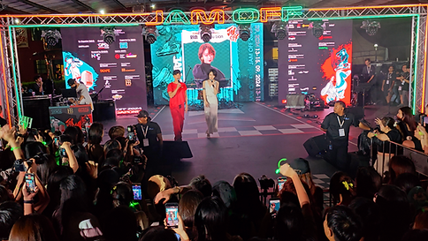 Emcee Singapore - Represet emcees of Singapore to interview superstar singer Liu Lian from China.