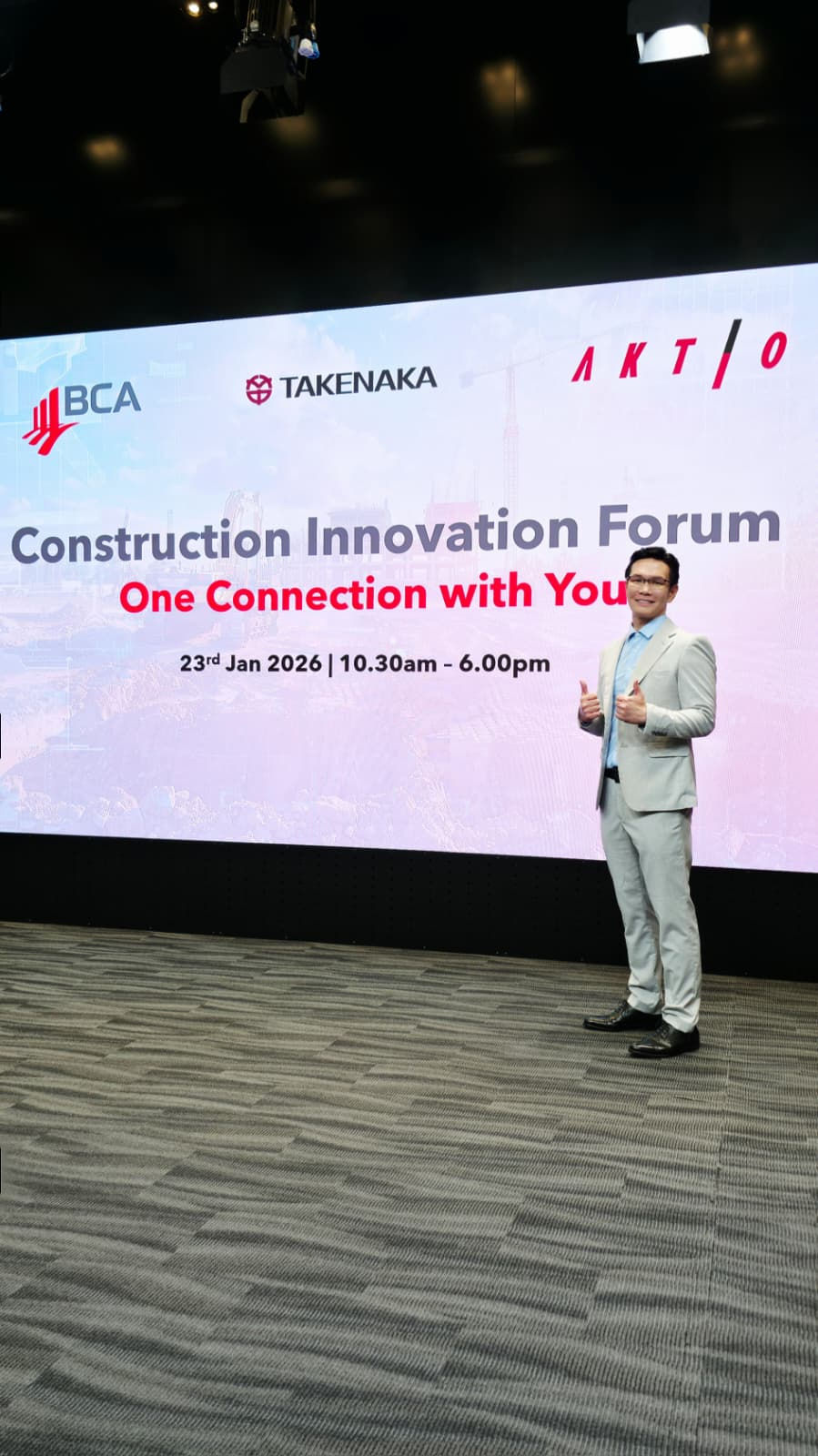 Emcee Singapore - Our emcee at the Construction Innovation Forum 2026, highlighting the theme "One Connection with You" alongside participating organizations.