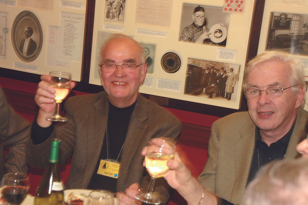 ErsterAbend-02-buffet