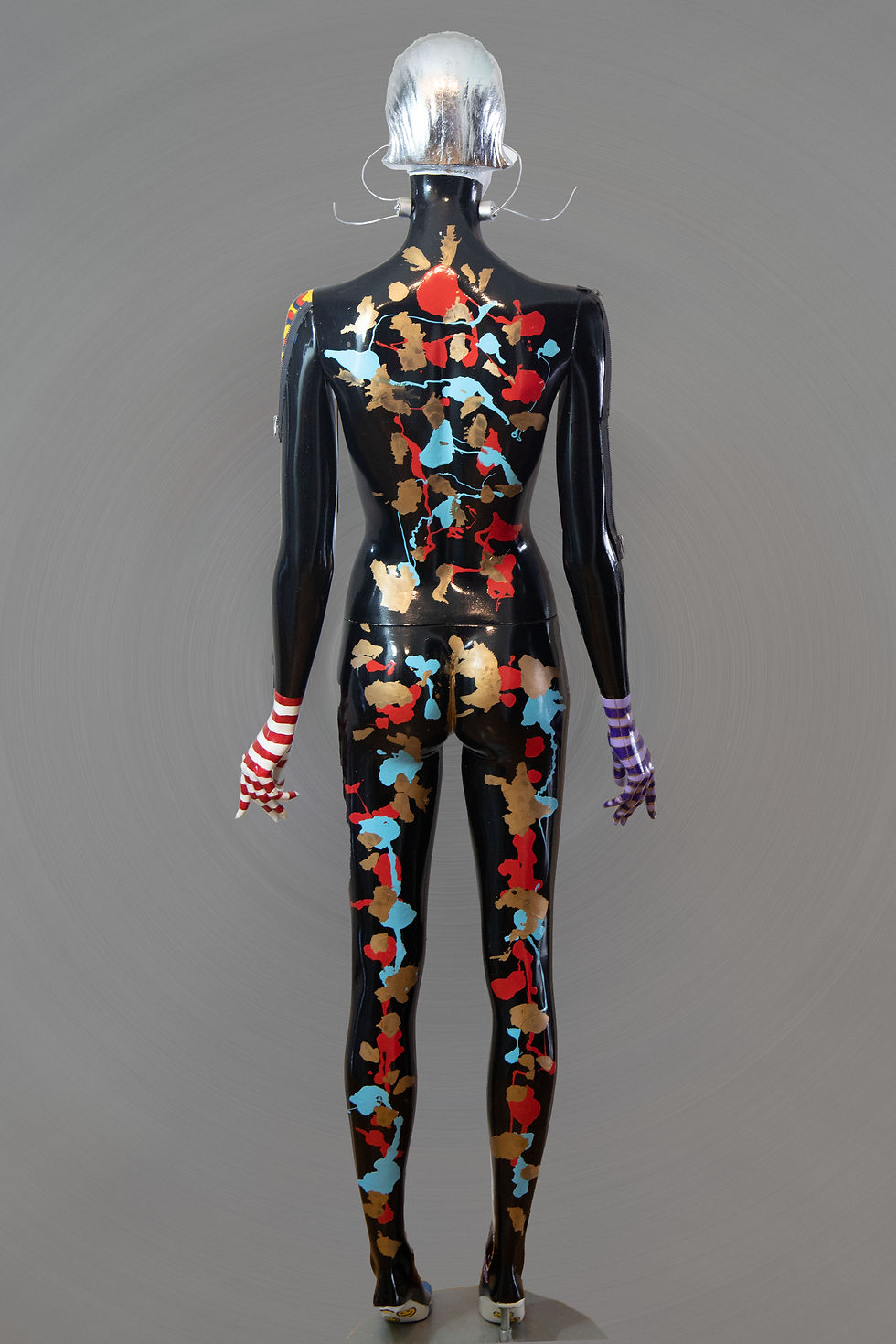 harry-back-full-length