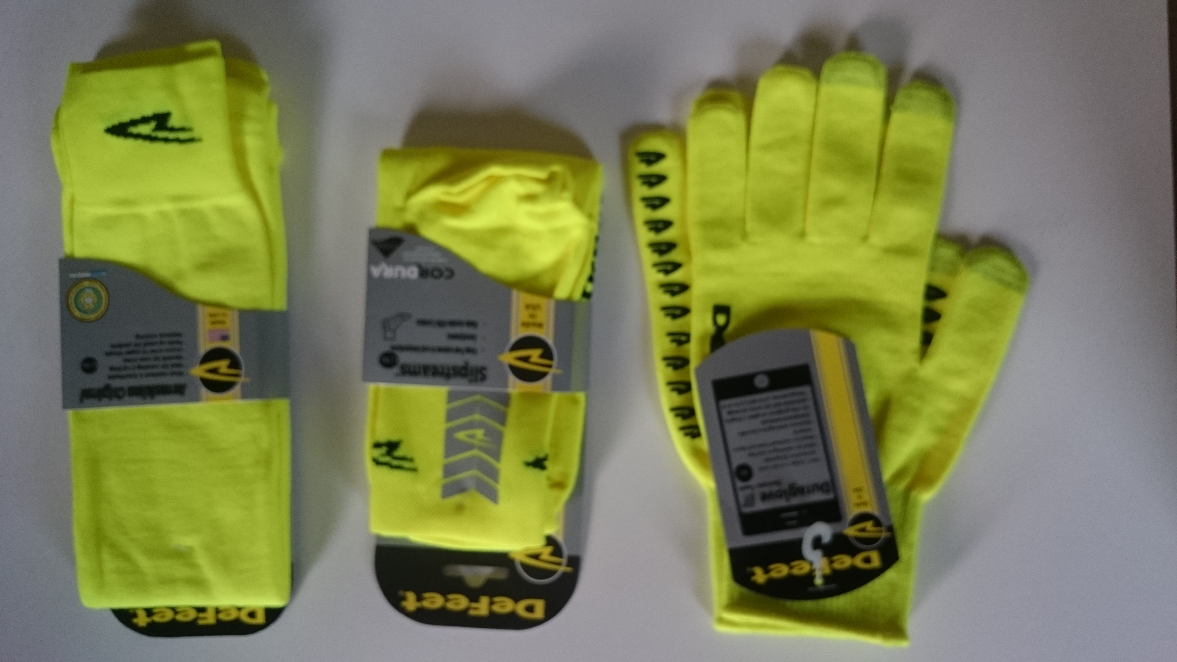 Pakke med armer, hansker og slipstream