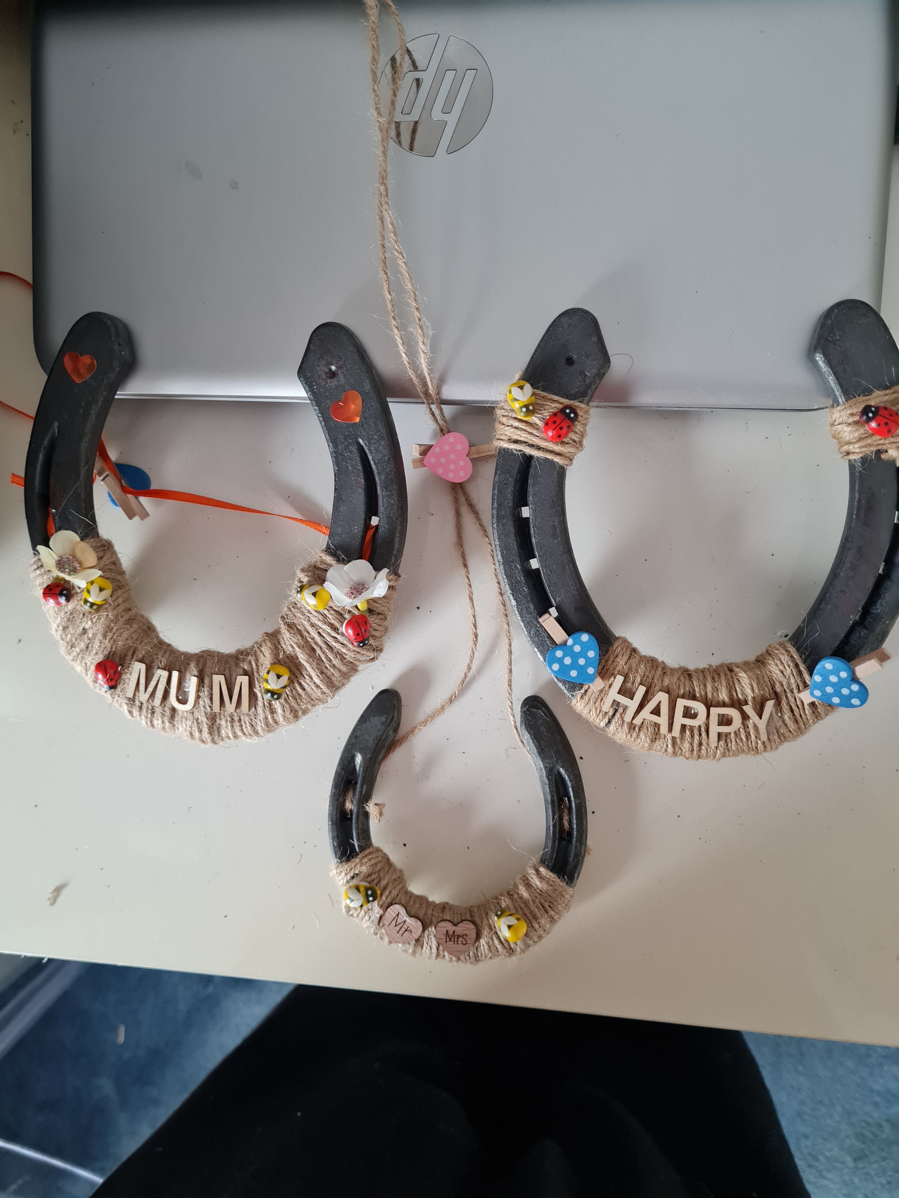 Small Lucky horse shoes Decorated including postage 