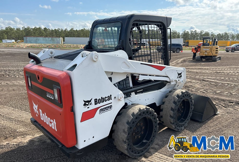 Miniatura: 2018 Bobcat S550 Minicargadora