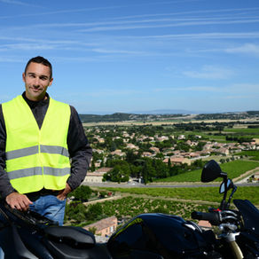 Le gilet jaune bientôt obligatoire pour les motos et scooters ?