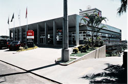 01-FACHADA PRINCIPAL.jpg