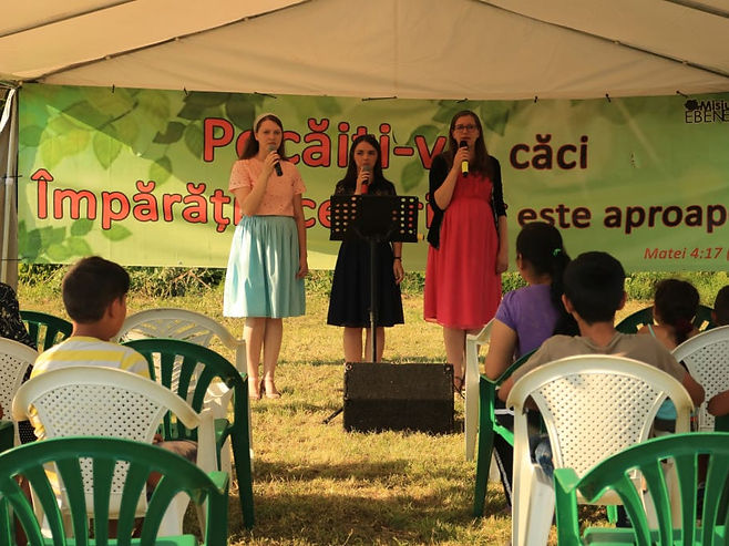 holy-fire-ministries-flamanzi-2018-2.jpg